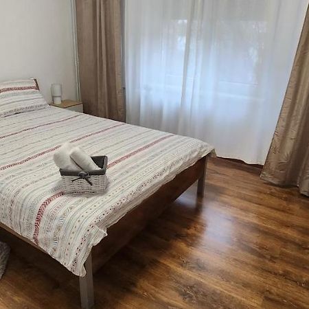 Apartament The House Oradea Zewnętrze zdjęcie