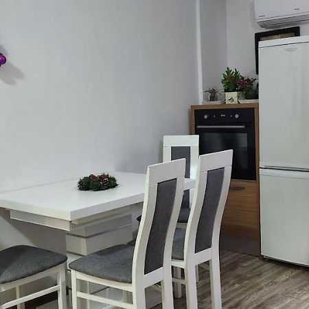 Apartament The House Oradea Zewnętrze zdjęcie